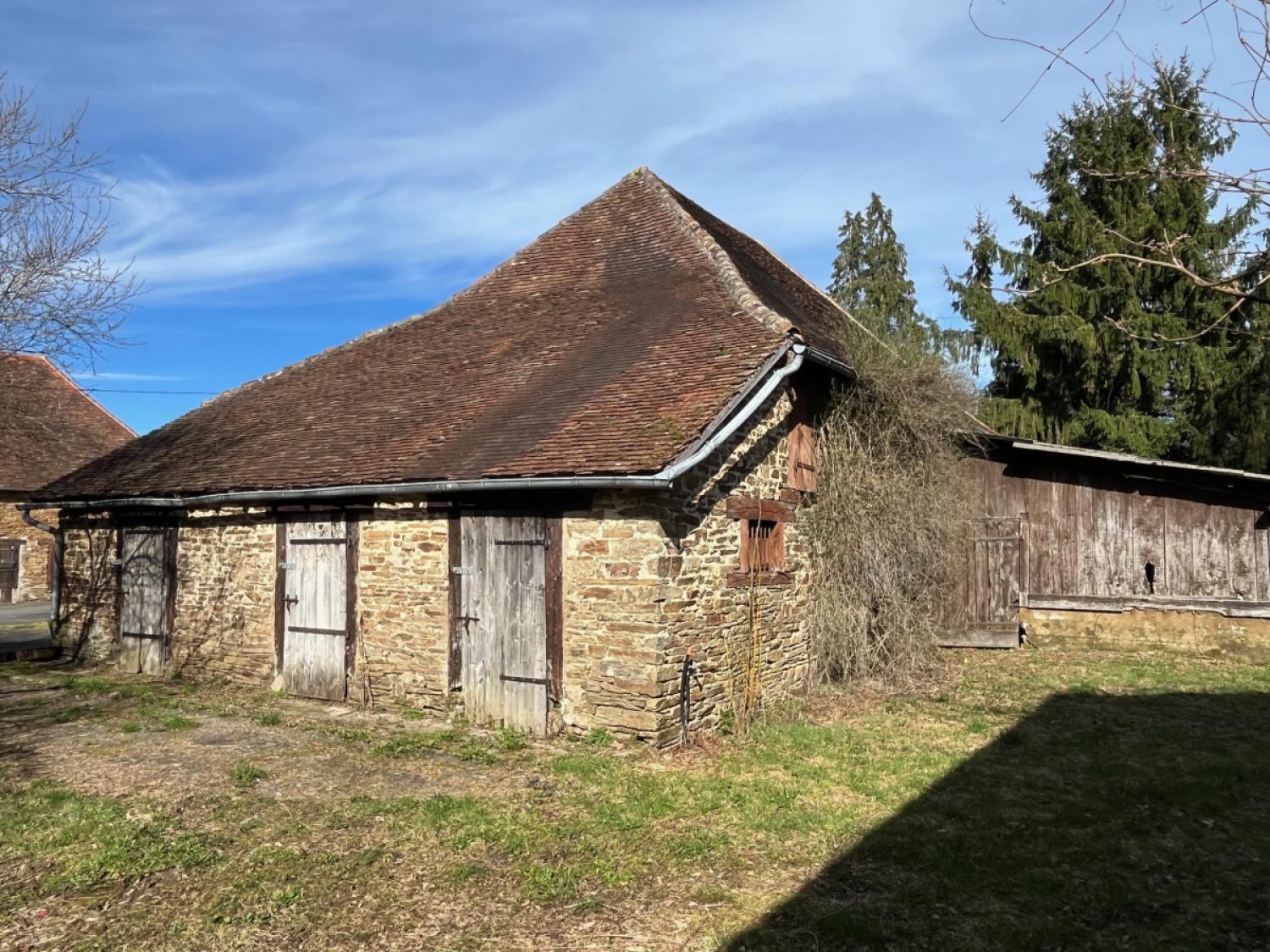 à vendre ferme de village Coussac-Bonneval Haute-Vienne 19