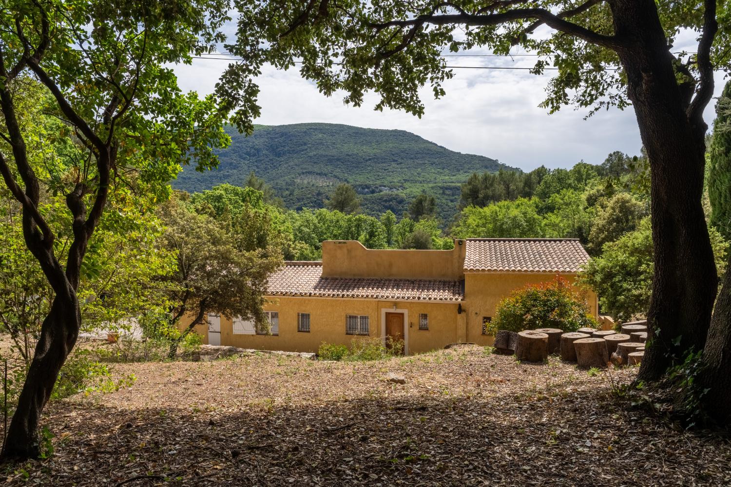  à vendre villa Méounes-lès-Montrieux Var 3