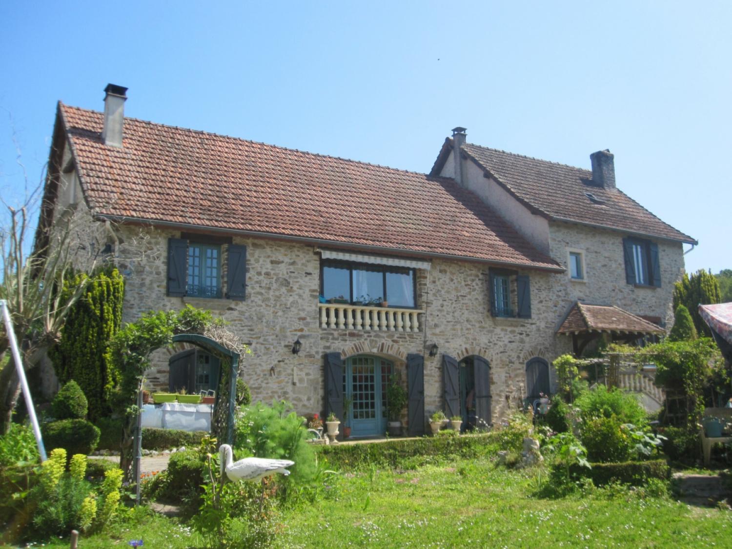  à vendre maison indépendant Saint-Yrieix-la-Perche Haute-Vienne 2