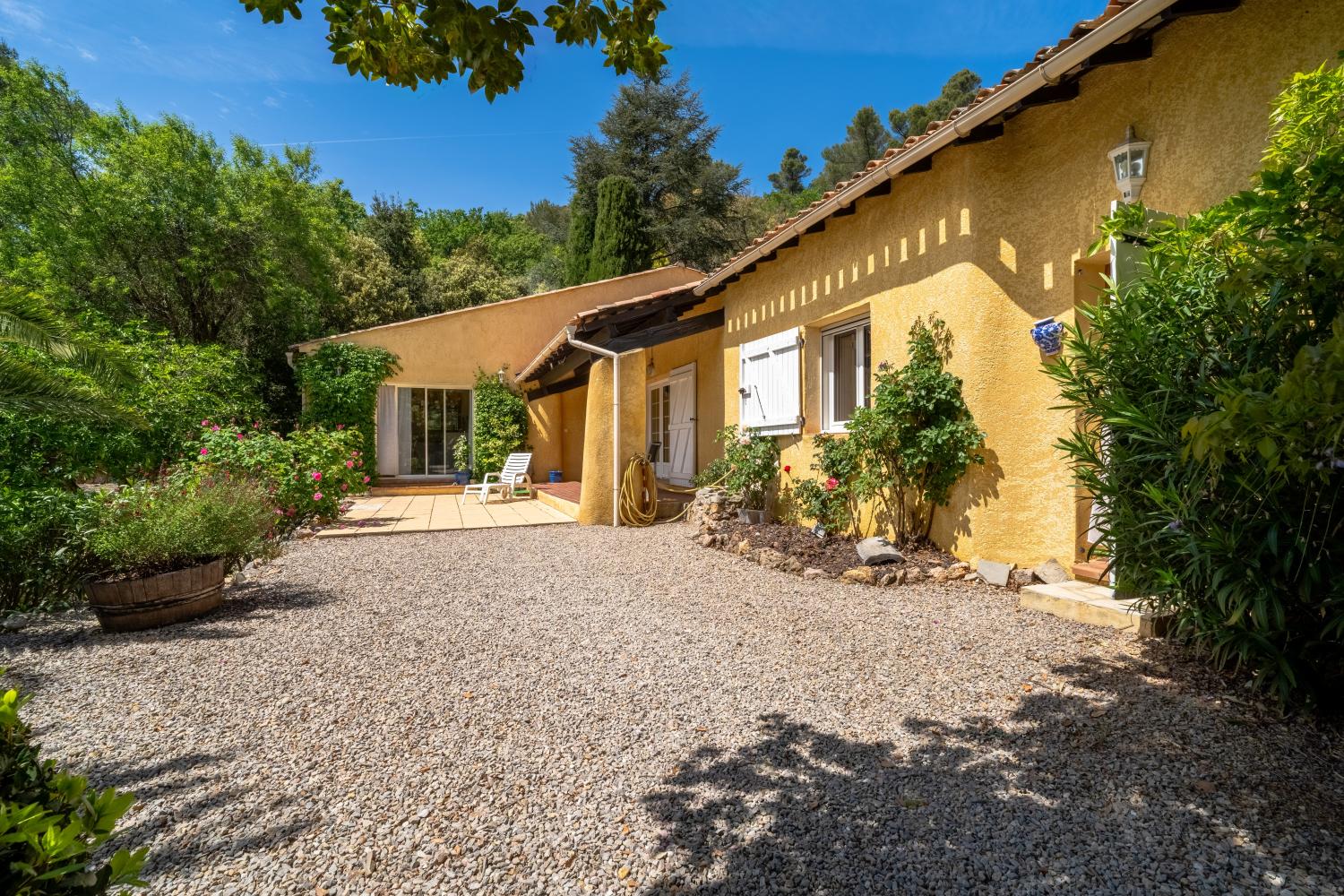  à vendre villa Méounes-lès-Montrieux Var 2