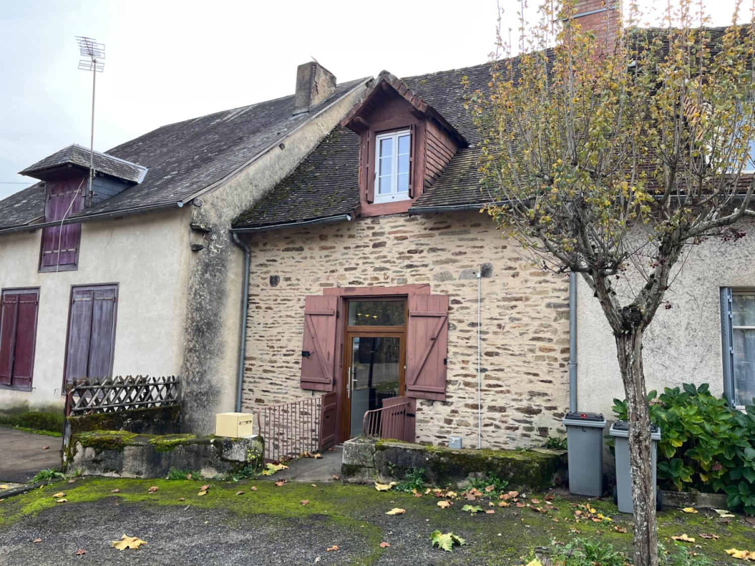  à vendre maison de village Coussac-Bonneval Haute-Vienne 2