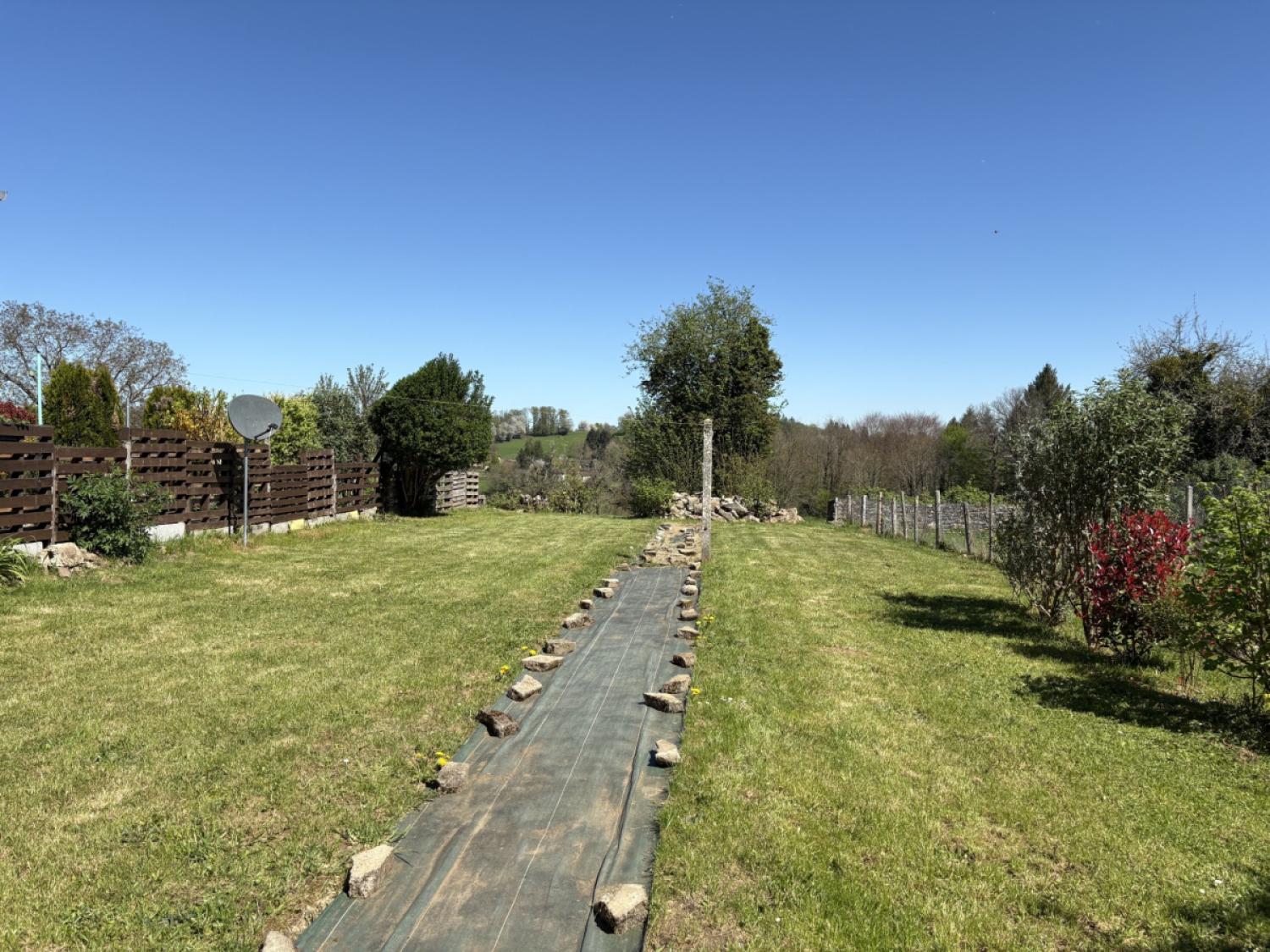  à vendre maison de village Payzac Dordogne 3