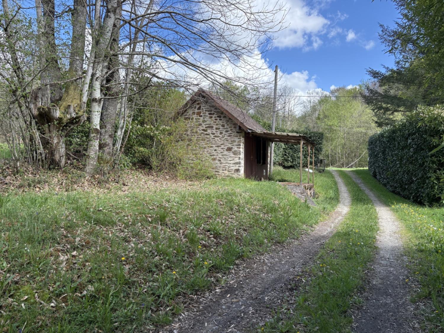 à vendre maison indépendant Château-Chervix Haute-Vienne 16