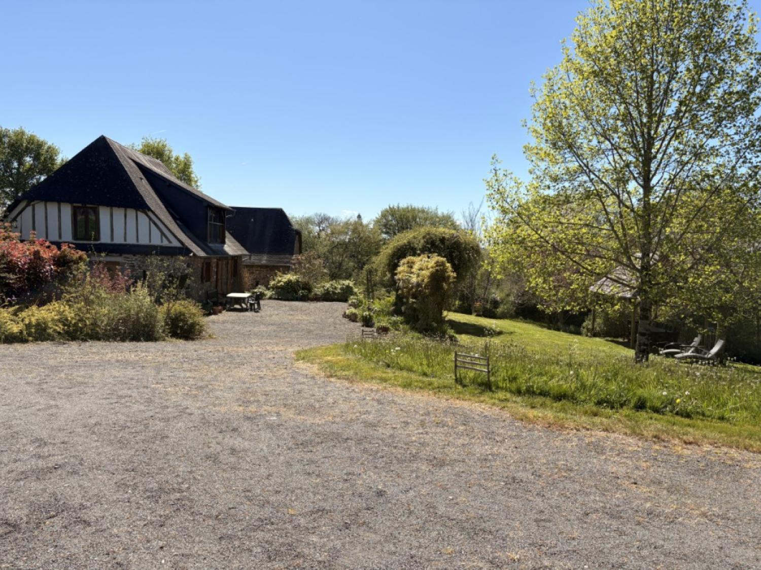  à vendre maison avec gîte Lascaux Corrèze 1