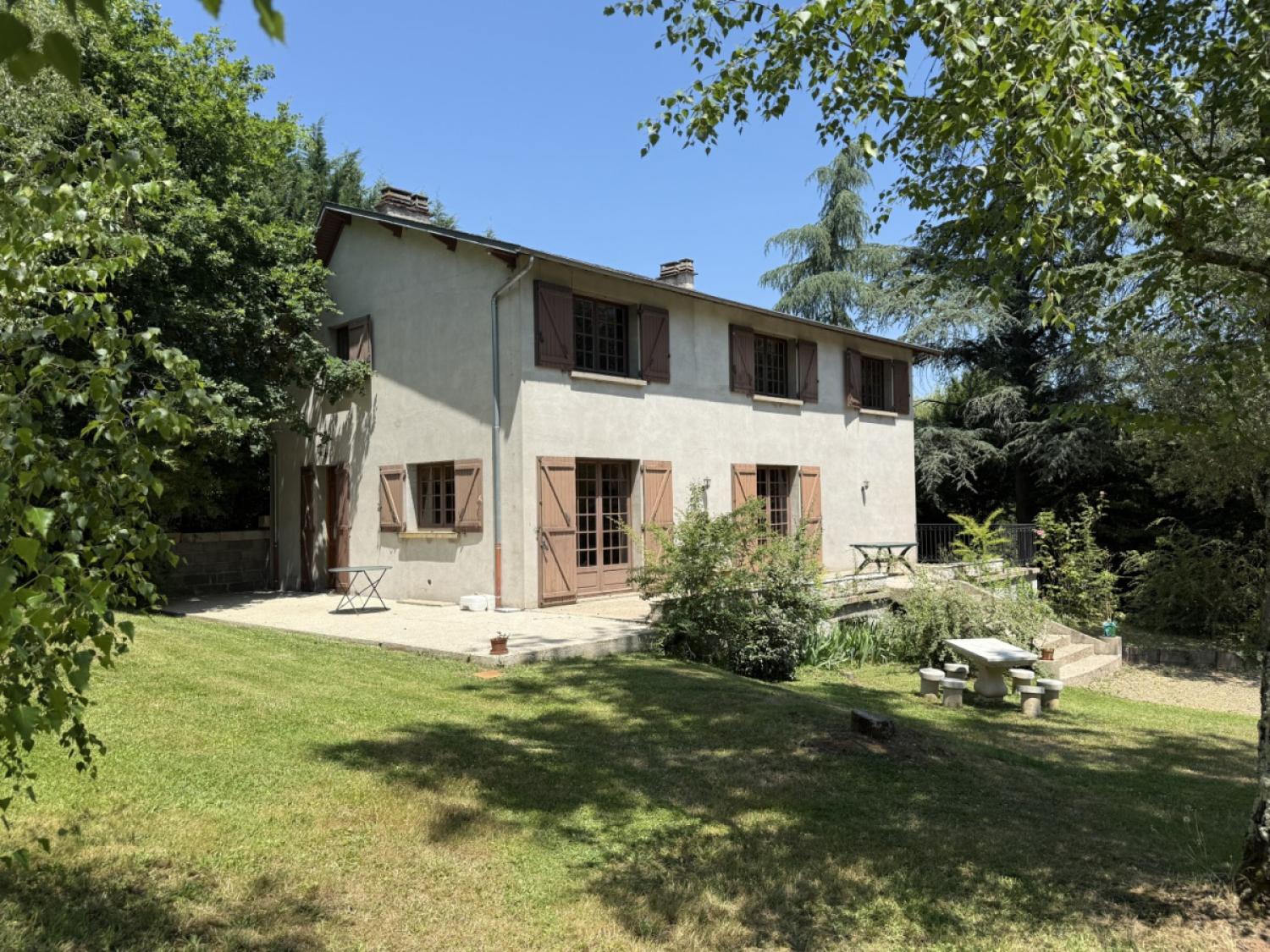  à vendre maison indépendant Saint-Cyr-la-Roche Corrèze 1