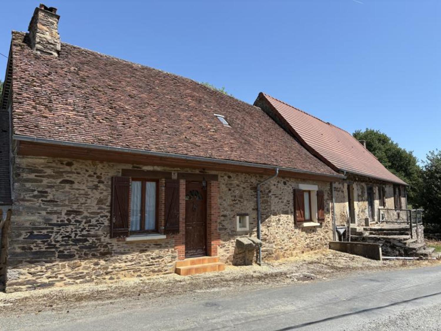  à vendre maison avec gîte Beyssenac Corrèze 1