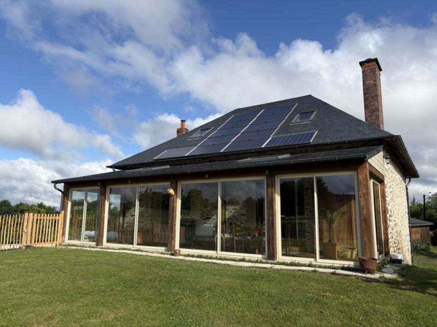  à vendre maison indépendant Lubersac Corrèze 1