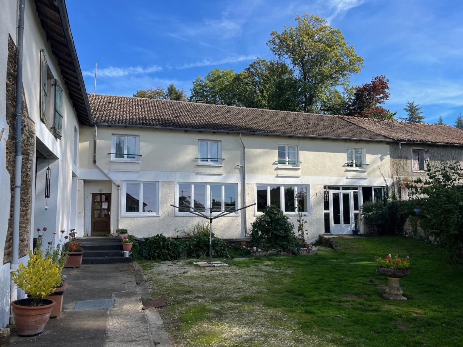  à vendre gîtes/ chambres d'hôtes La Coquille Dordogne 19