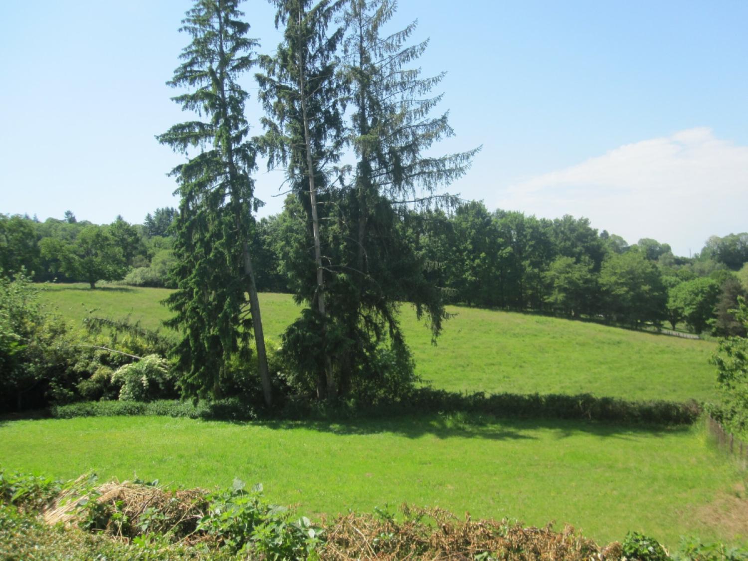  à vendre maison indépendant Saint-Yrieix-la-Perche Haute-Vienne 25