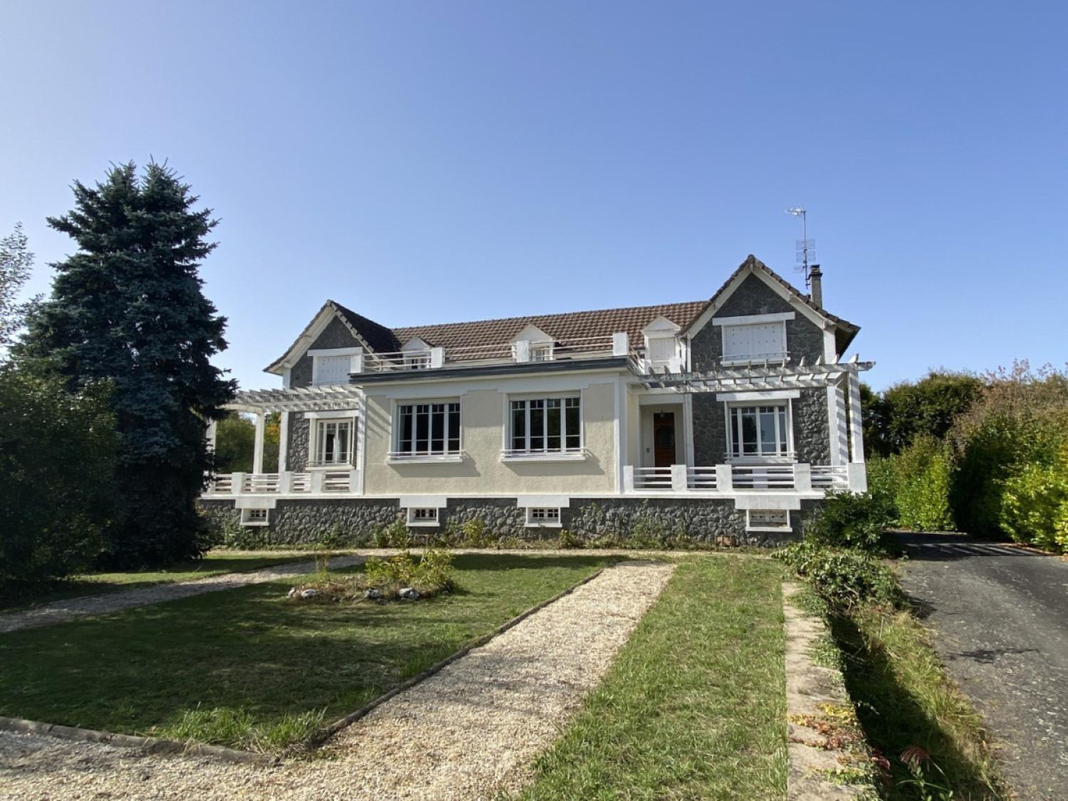 à vendre maison indépendant Arnac-Pompadour Corrèze 29