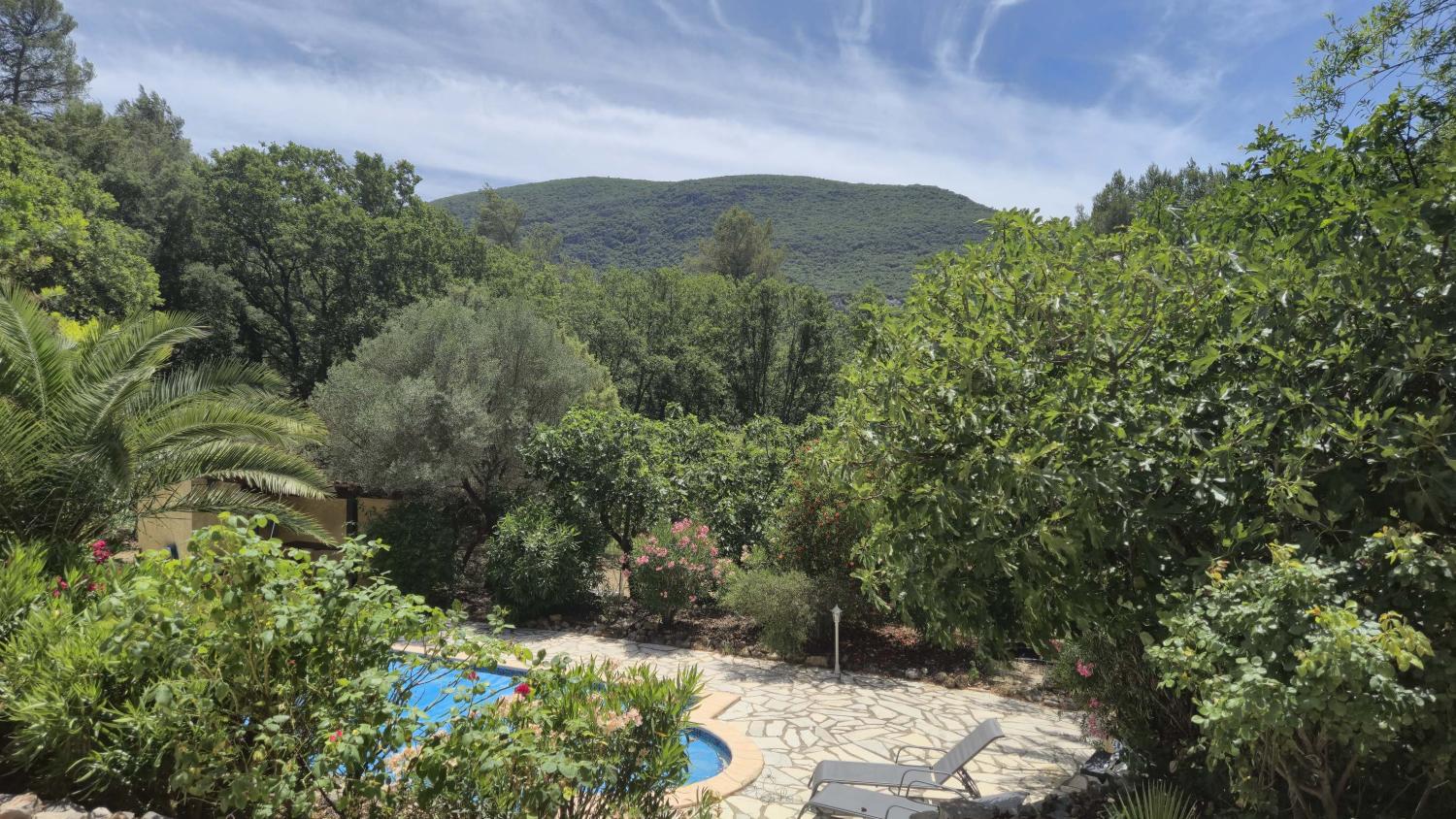  à vendre villa Méounes-lès-Montrieux Var 17