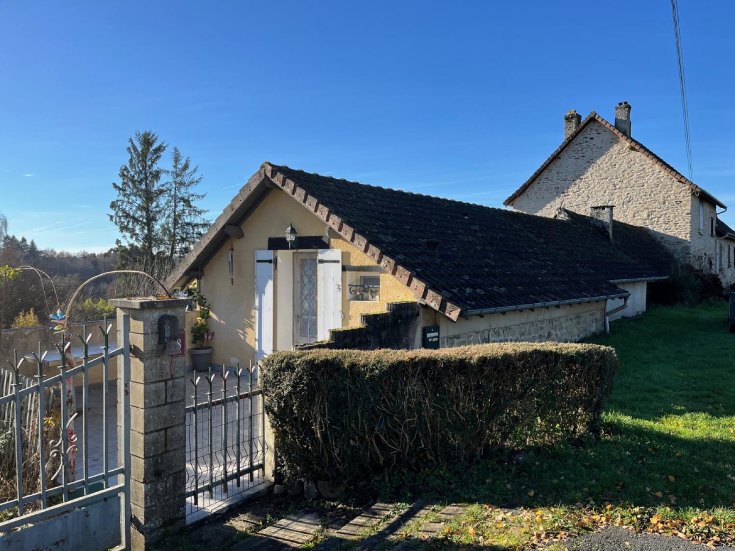  à vendre maison indépendant Saint-Yrieix-la-Perche Haute-Vienne 26