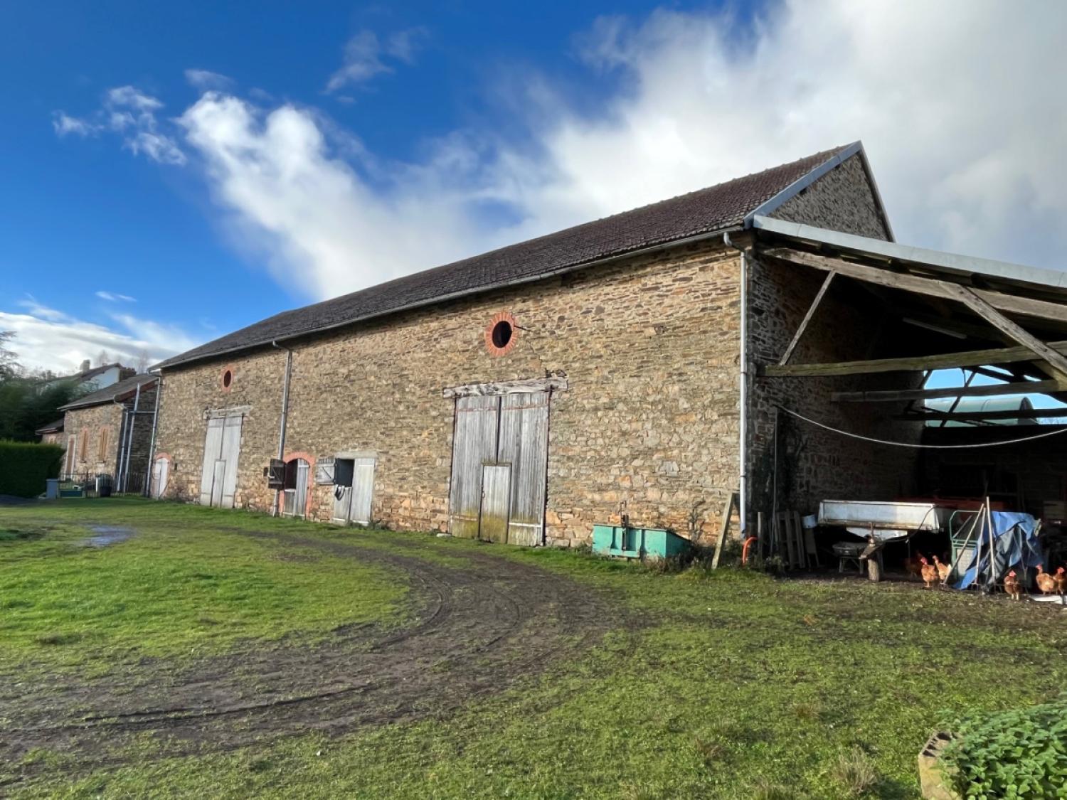 à vendre ferme Saint-Yrieix-la-Perche Haute-Vienne 16