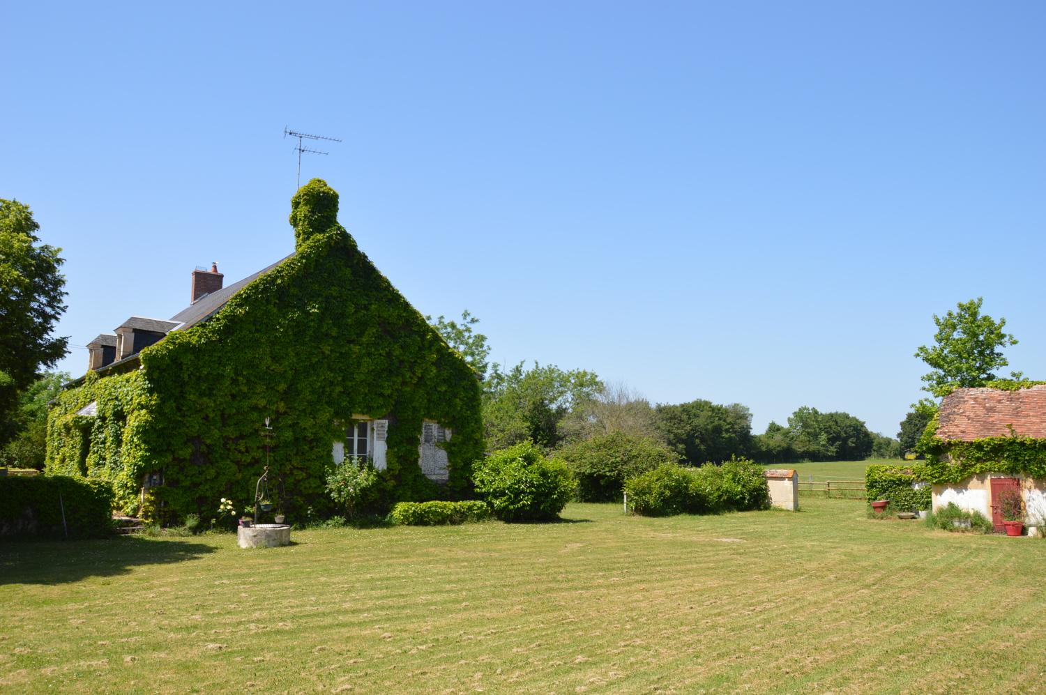  à vendre propriété La Guerche-sur-l'Aubois Cher 2