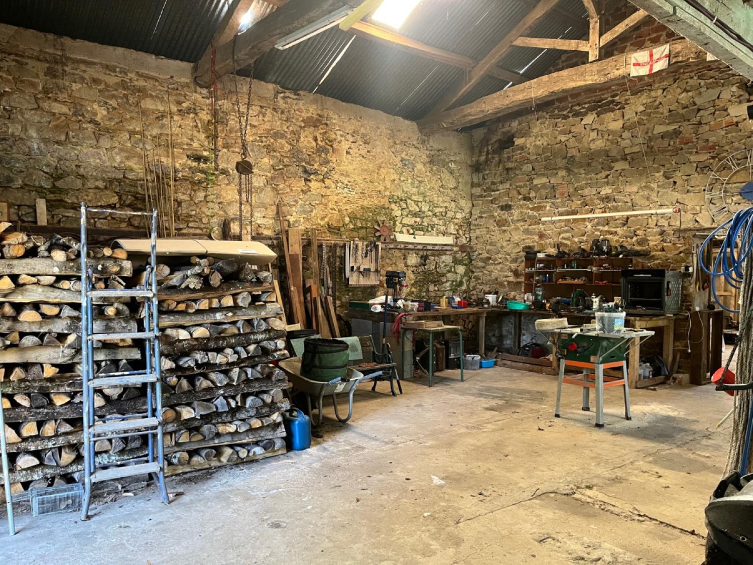  à vendre gîtes/ chambres d'hôtes La Coquille Dordogne 26