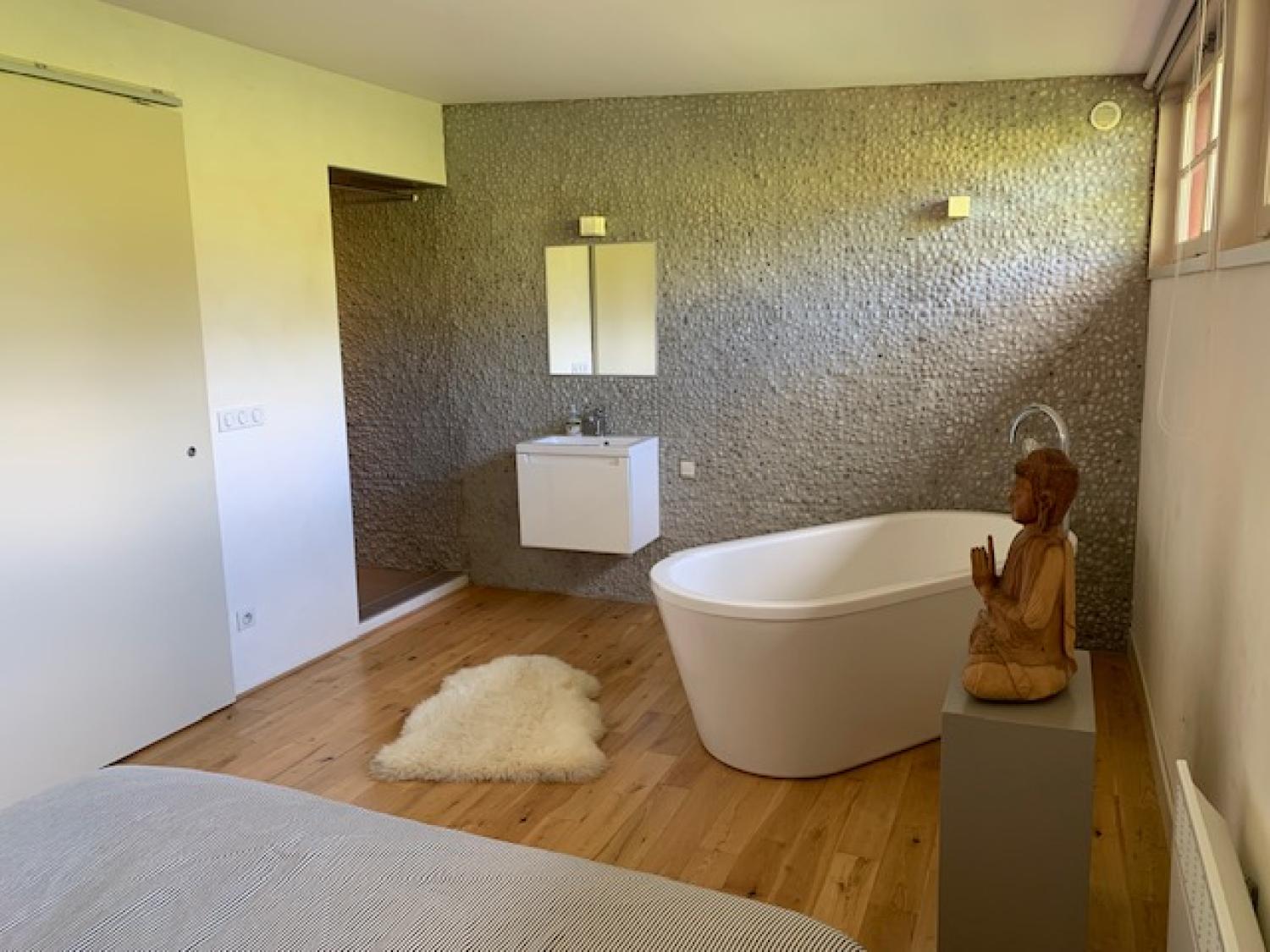  à vendre maison indépendant Tudeils Corrèze 15