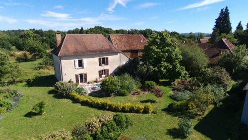 Coussac-Bonneval Haute-Vienne ferme de village foto 7361903