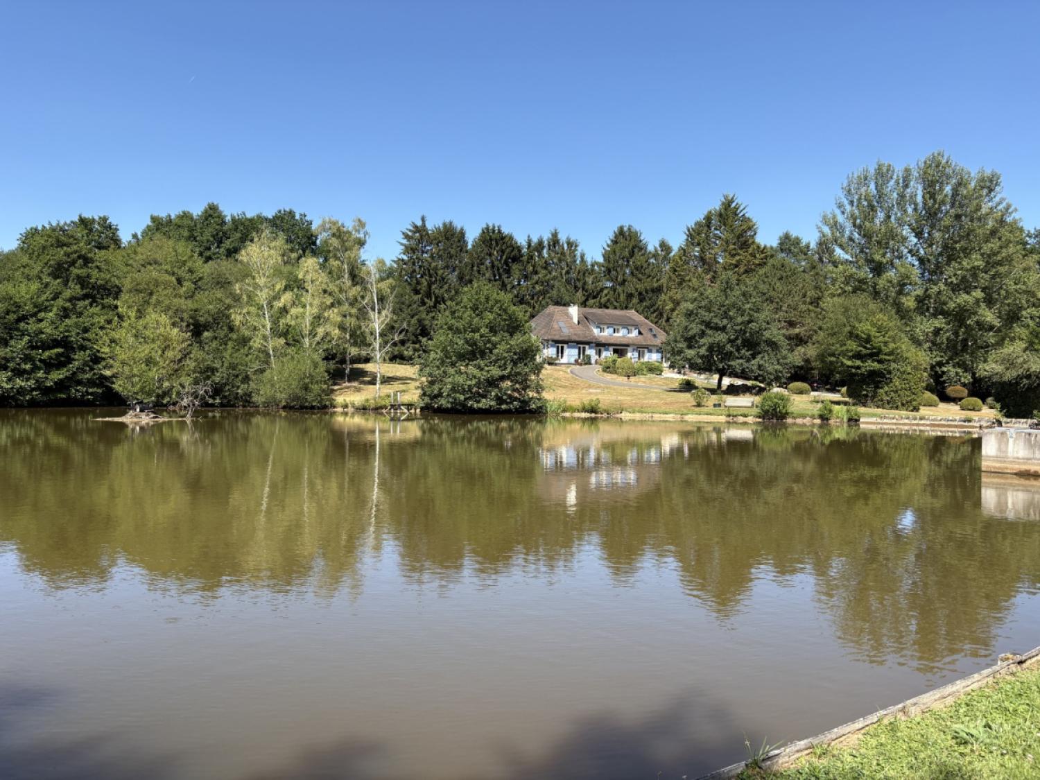 à vendre villa Coussac-Bonneval Haute-Vienne 34