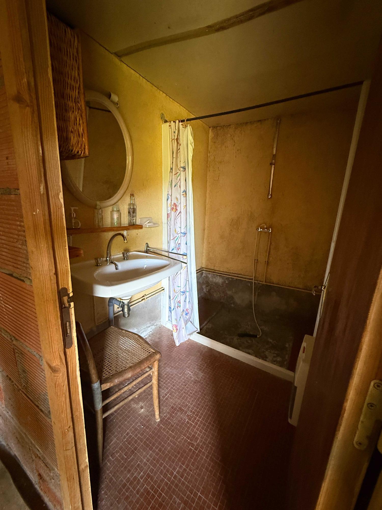 à vendre maison de village Bourbonne-les-Bains Haute-Marne 17