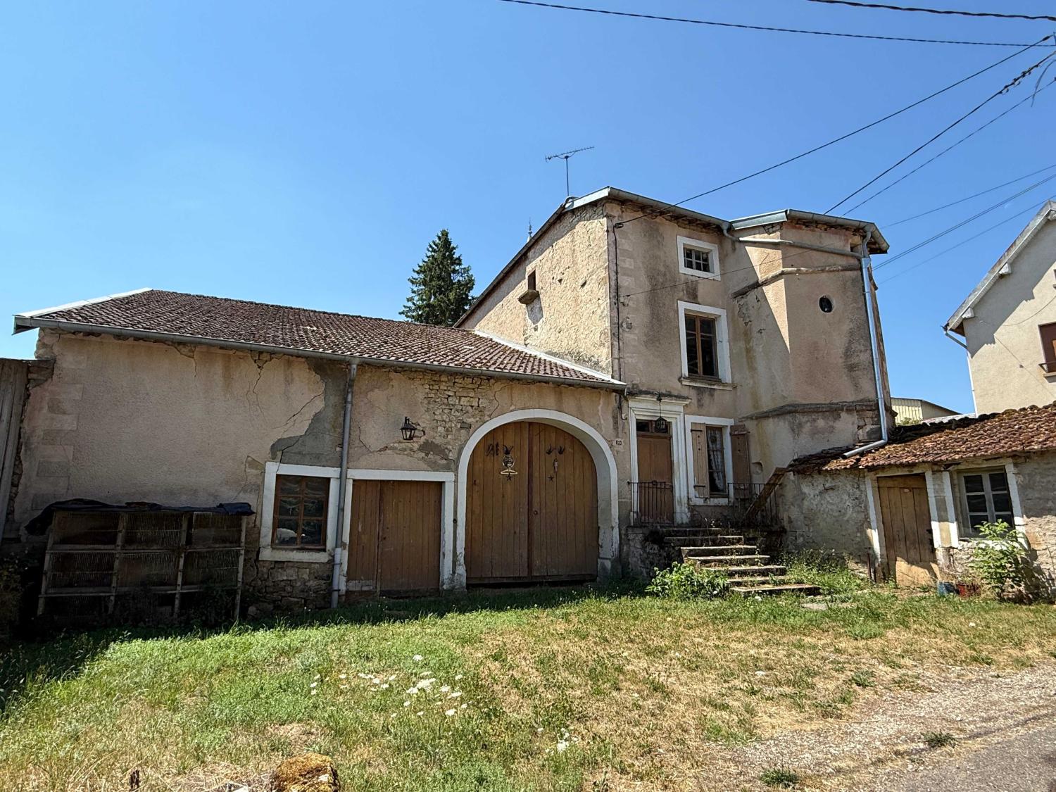 à vendre ferme de village Monthureux-sur-Saône Vosges 1
