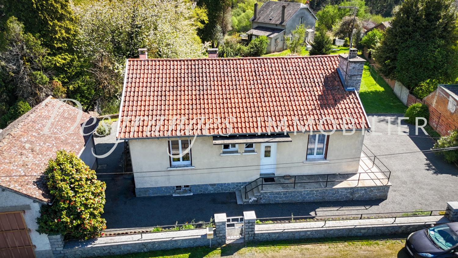 à vendre maison indépendant Bussière-Galant Haute-Vienne 1