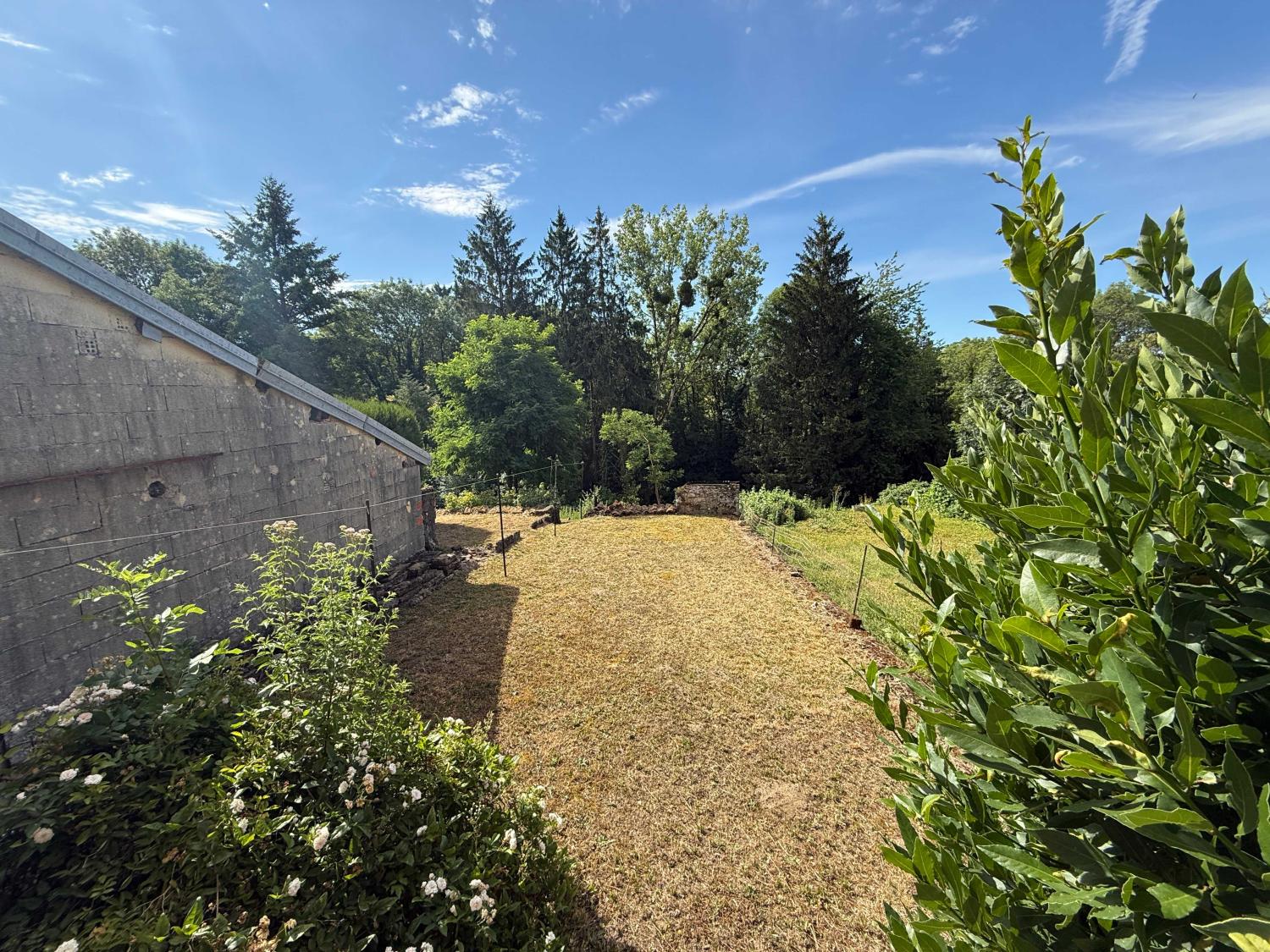 à vendre maison de village Bourbonne-les-Bains Haute-Marne 9