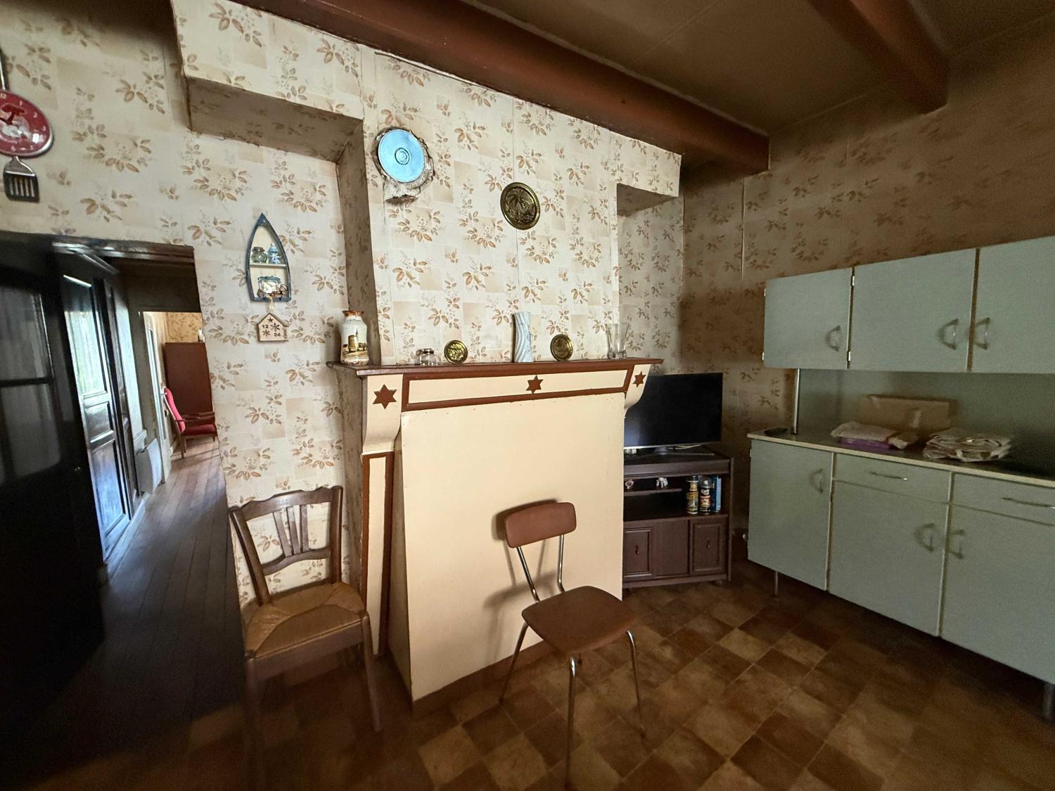 à vendre maison de village Bourbonne-les-Bains Haute-Marne 4