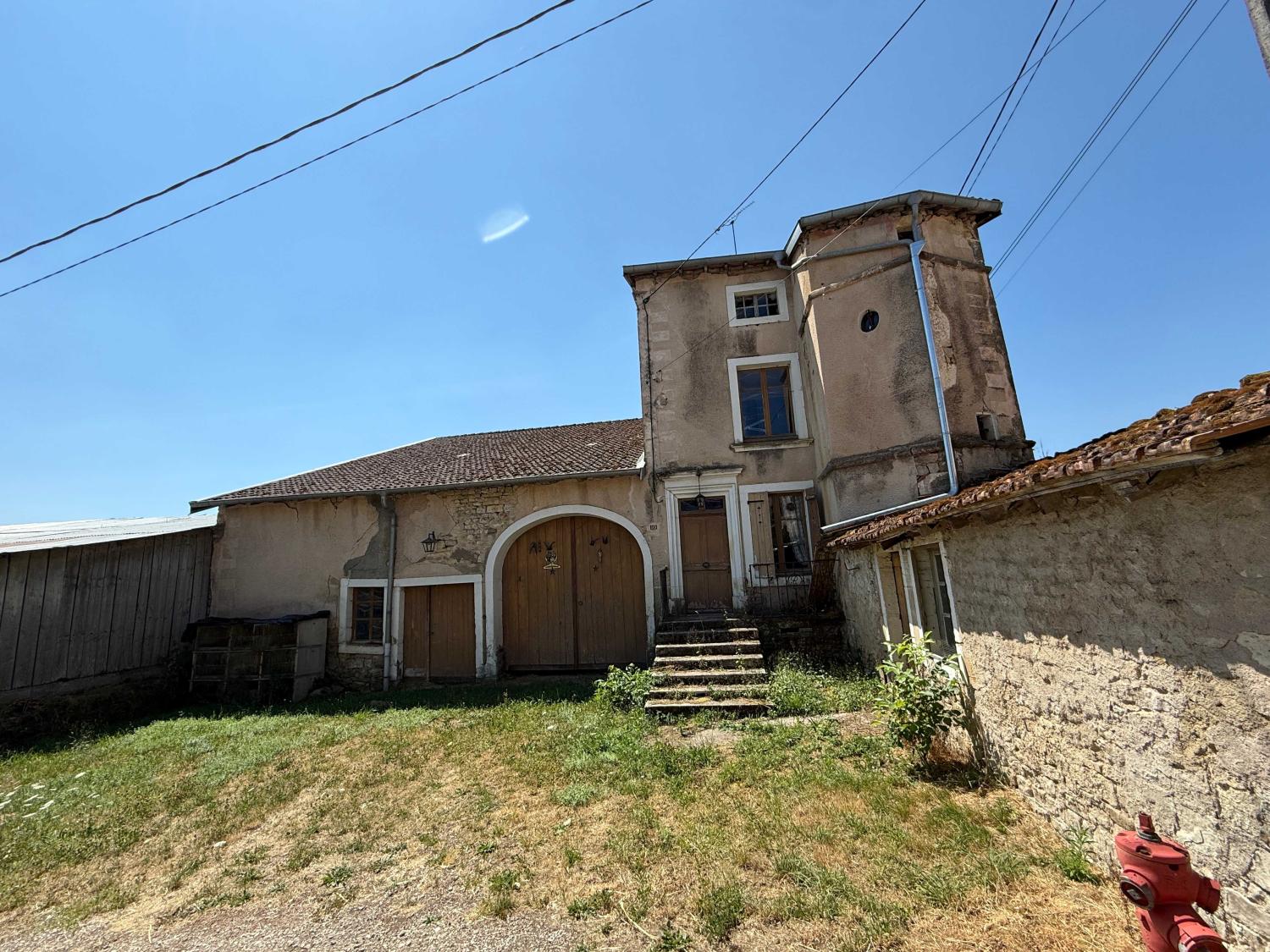 à vendre ferme de village Monthureux-sur-Saône Vosges 2