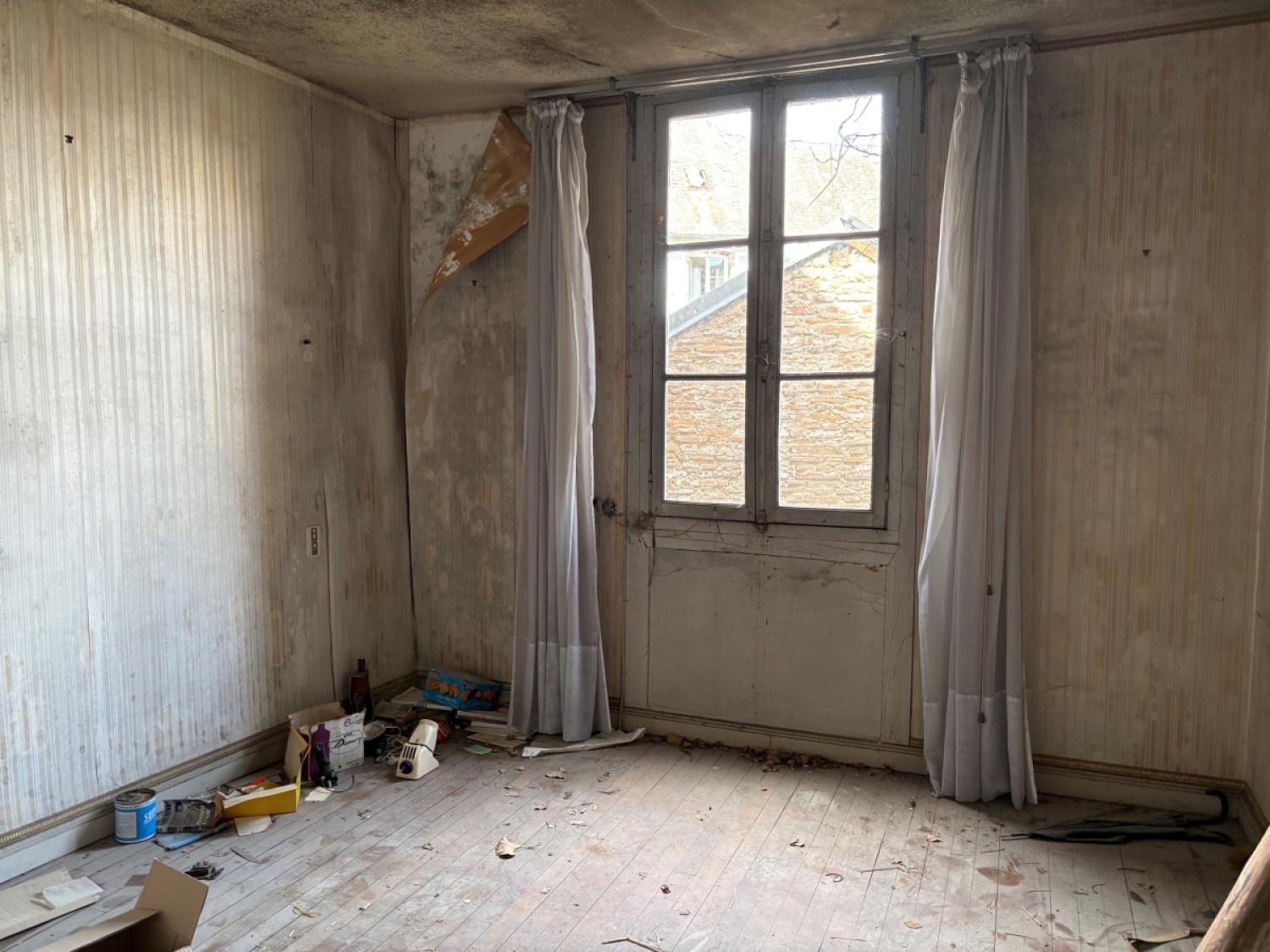 à vendre batiment Saint-Yrieix-la-Perche Haute-Vienne 11