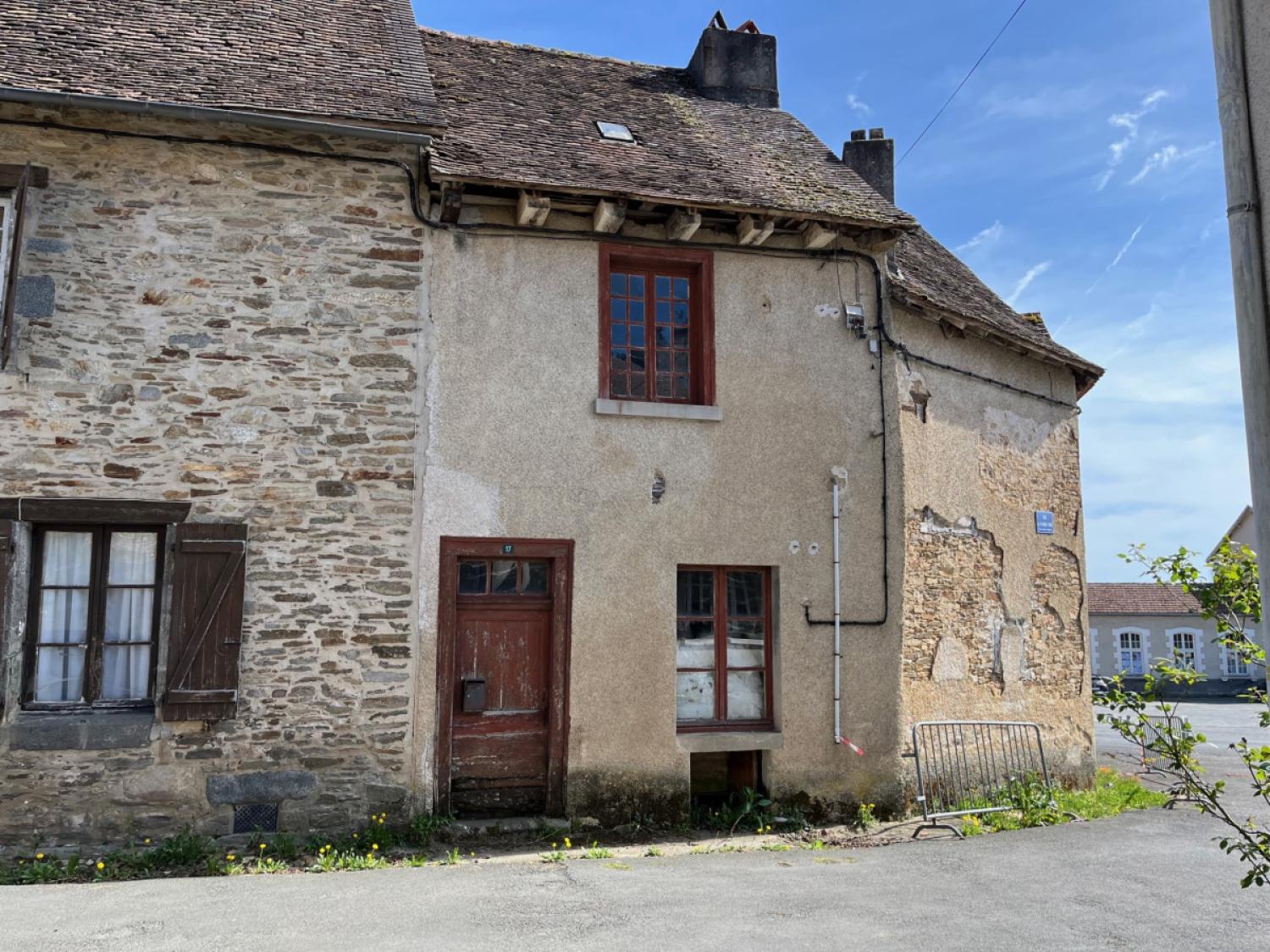 à vendre maison de village Coussac-Bonneval Haute-Vienne 2