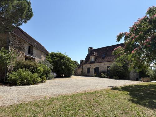 Génis Dordogne maison avec gîte foto