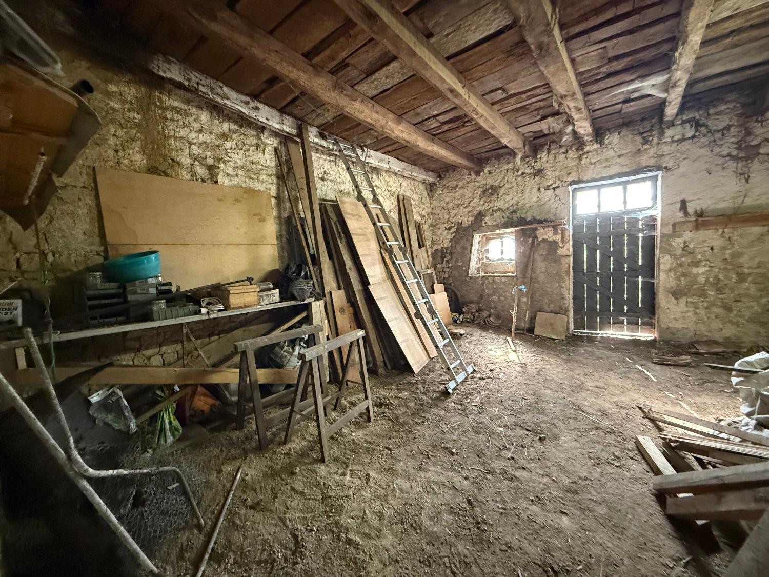 à vendre ferme de village Melay Haute-Marne 17