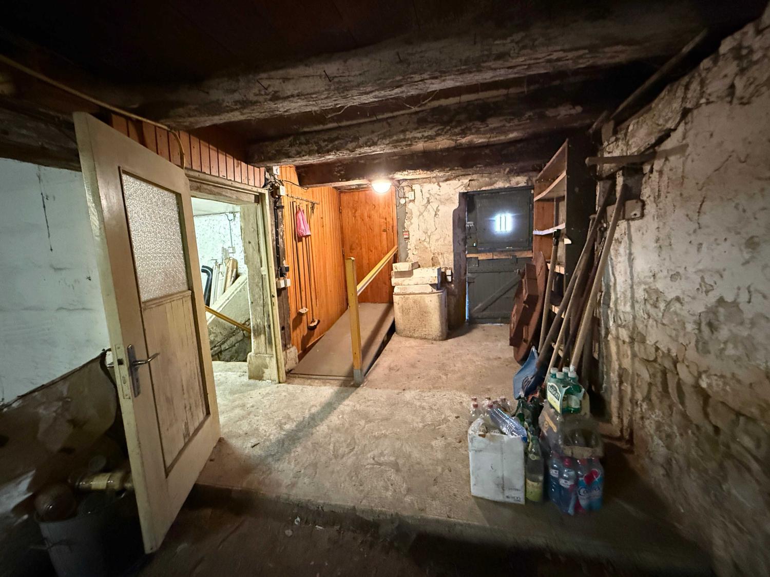 à vendre ferme de village Melay Haute-Marne 24
