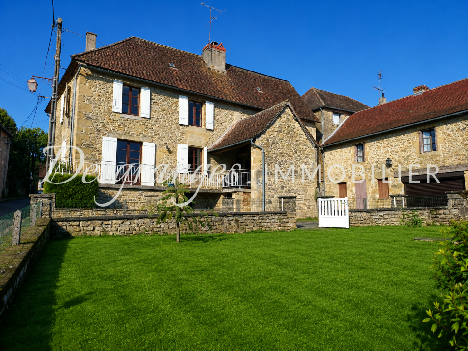 à vendre maison indépendant Saint-Sulpice-d'Excideuil Dordogne 1