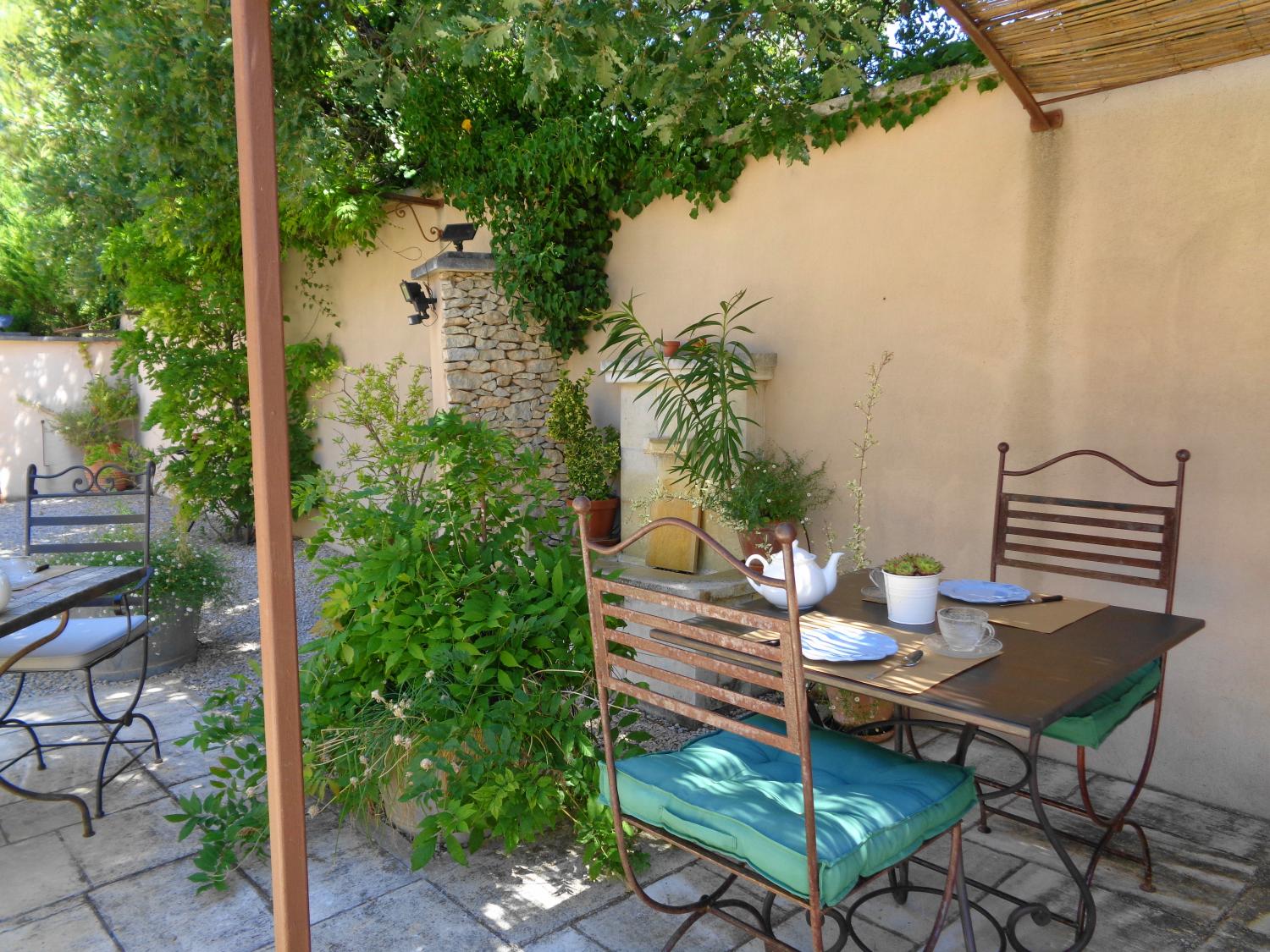  à vendre gîtes/ chambres d'hôtes Lacoste Vaucluse 5