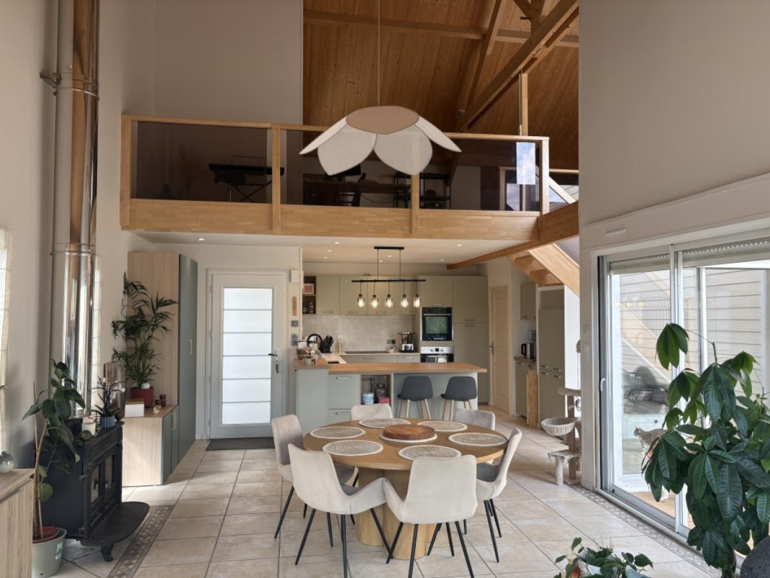  à vendre maison indépendant Saint-Sornin-Lavolps Corrèze 1