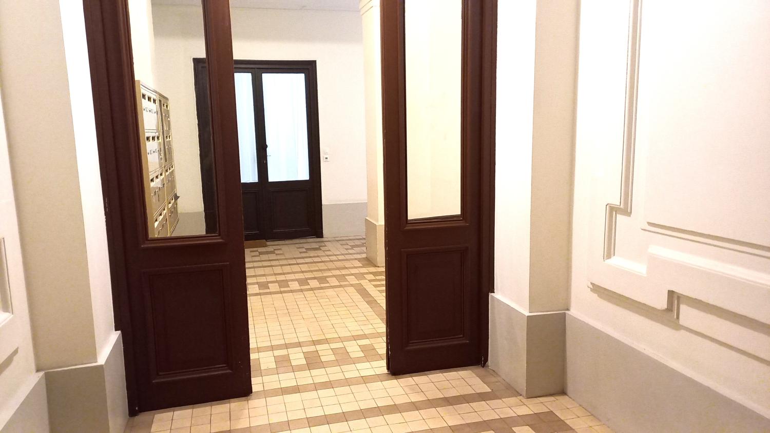 à vendre appartement Paris 10e Arrondissement Paris (Seine) 12