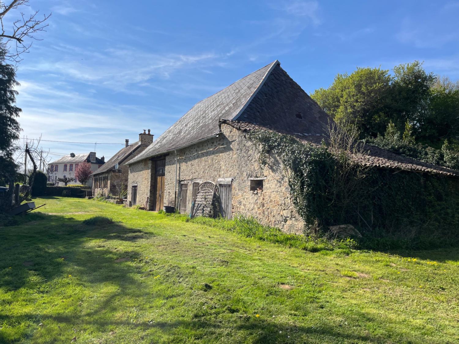 à vendre maison indépendant Jumilhac-le-Grand Dordogne 18