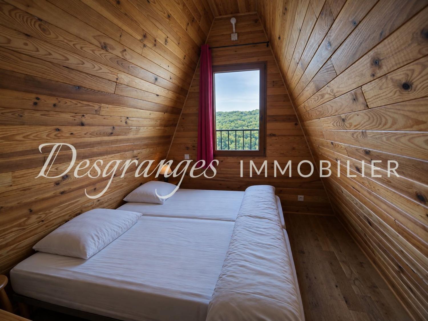 à vendre gîtes/ chambres d'hôtes Sarlande Dordogne 24