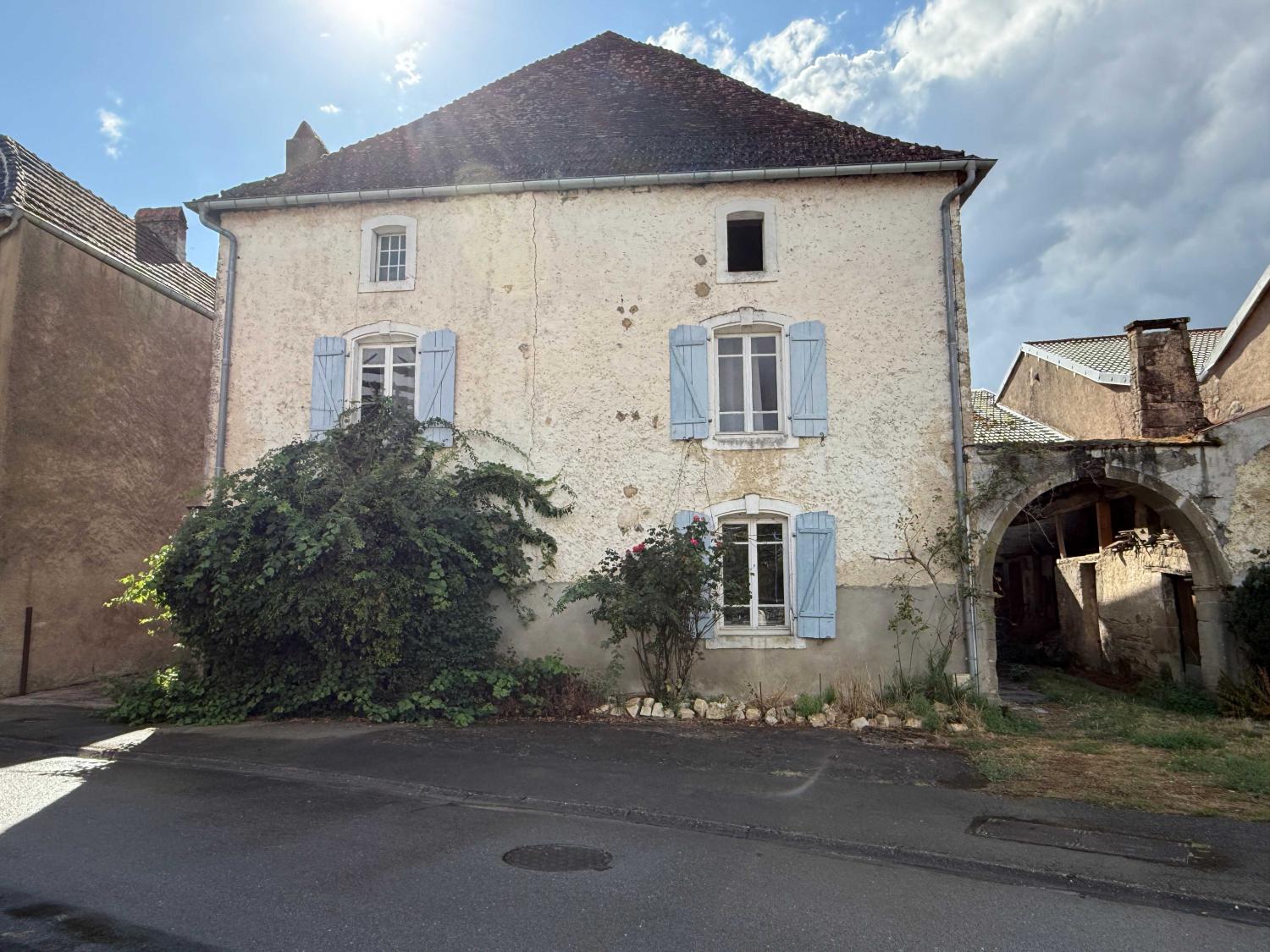 à vendre maison de village Melay Haute-Marne 1