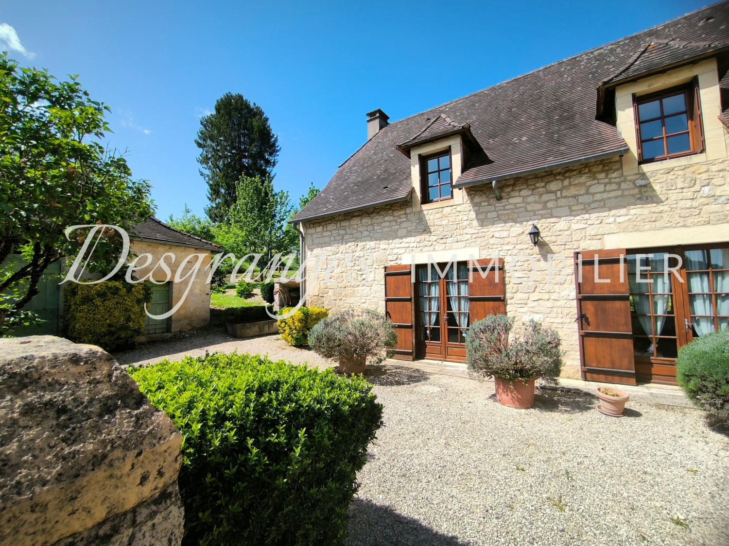 à vendre propriété Hautefort Dordogne 5