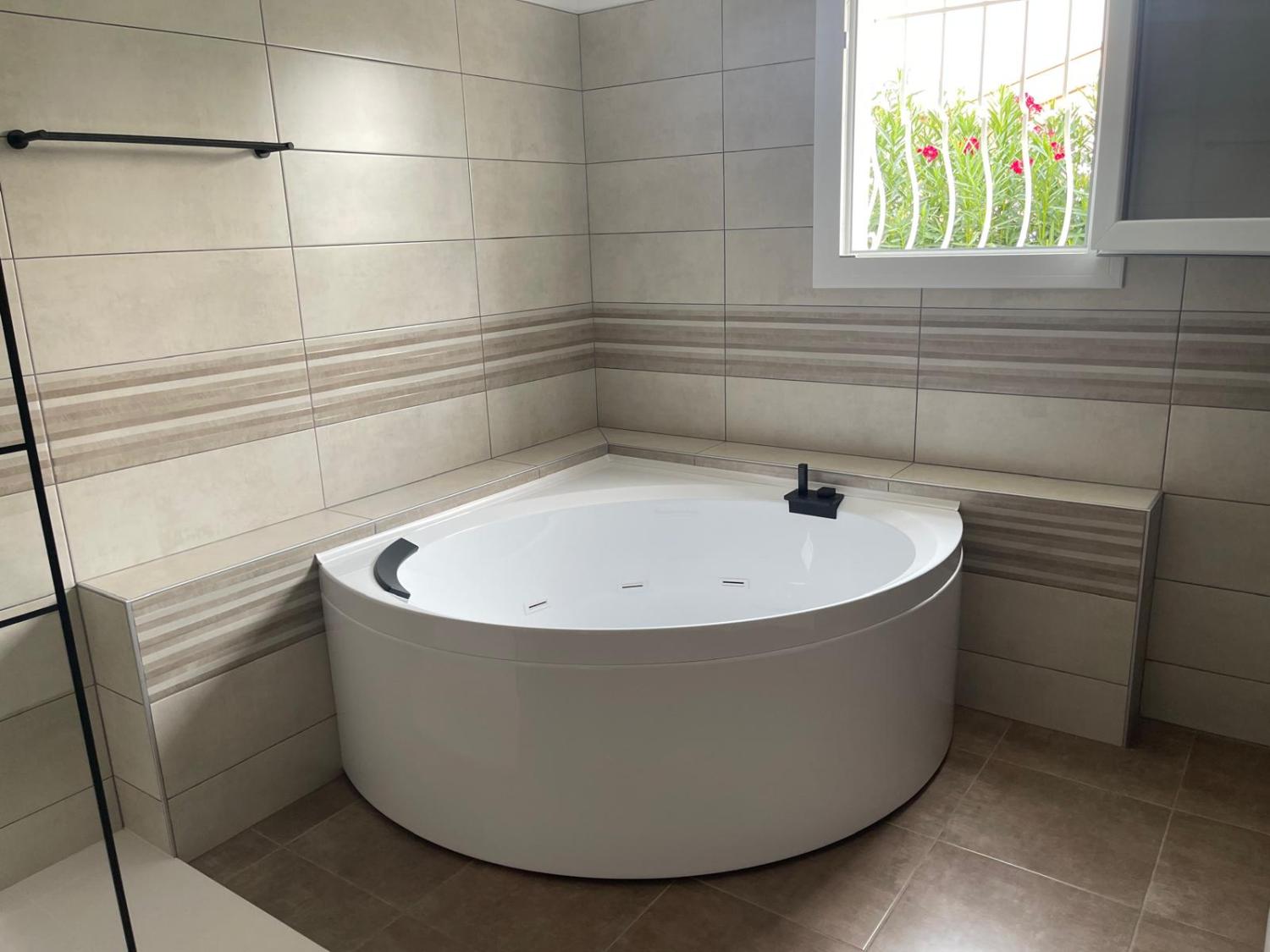  à vendre villa Entraigues-sur-la-Sorgue Vaucluse 3