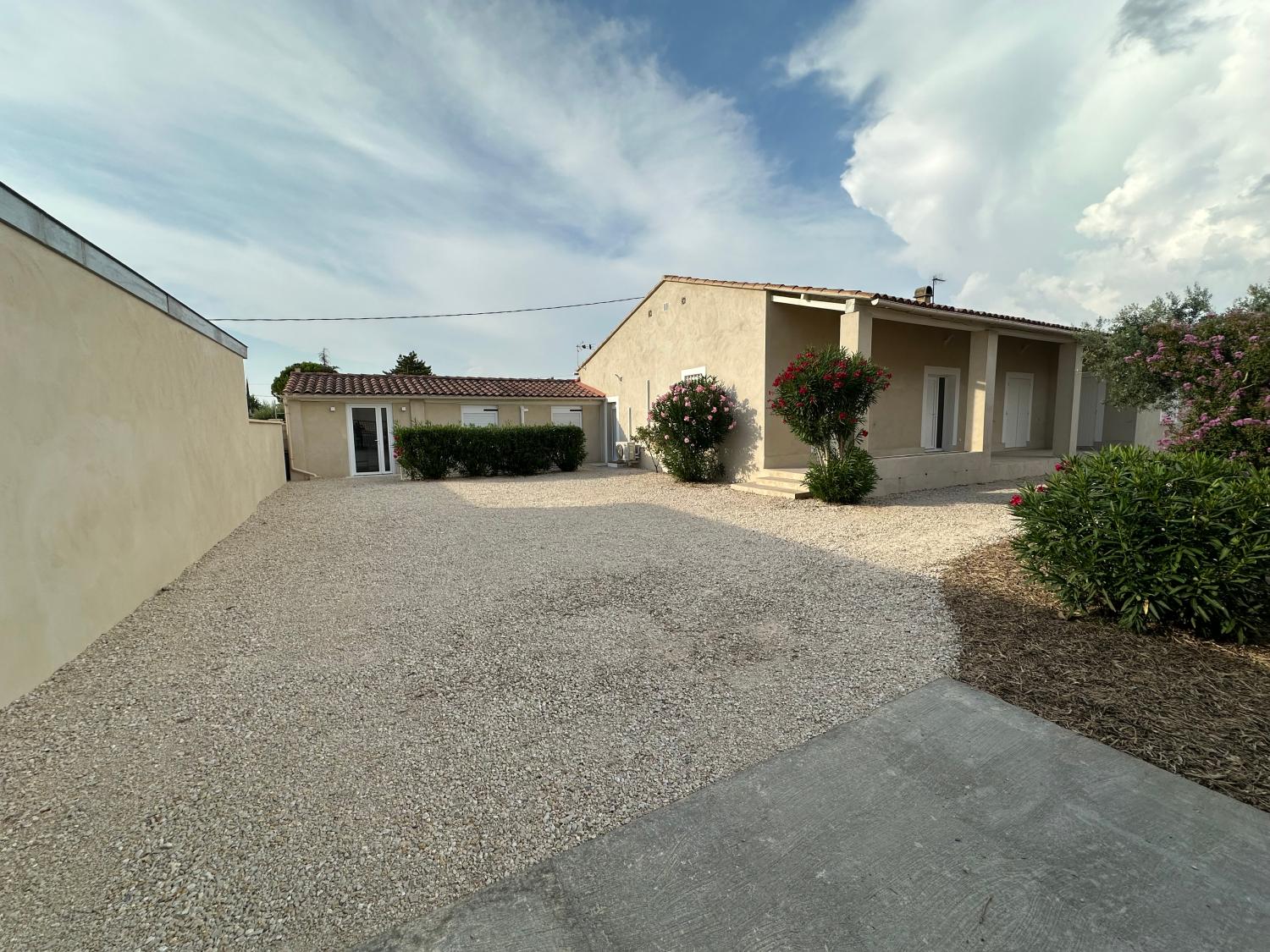  à vendre villa Entraigues-sur-la-Sorgue Vaucluse 1