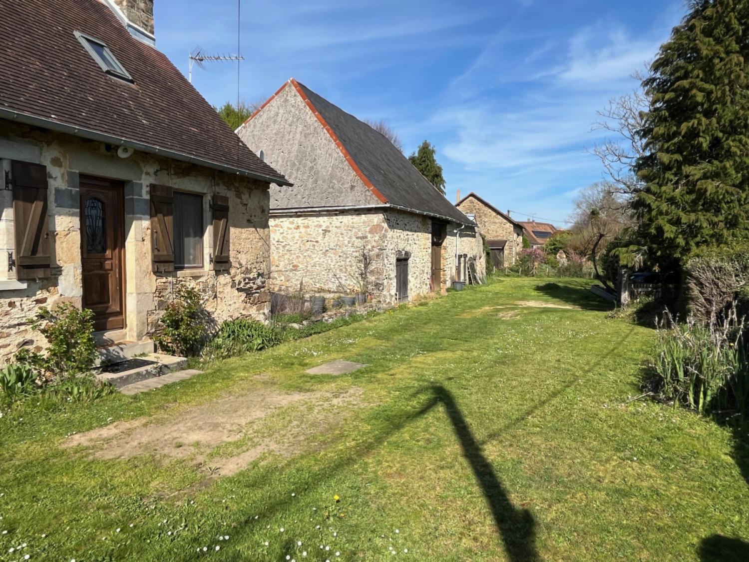 à vendre maison indépendant Jumilhac-le-Grand Dordogne 14