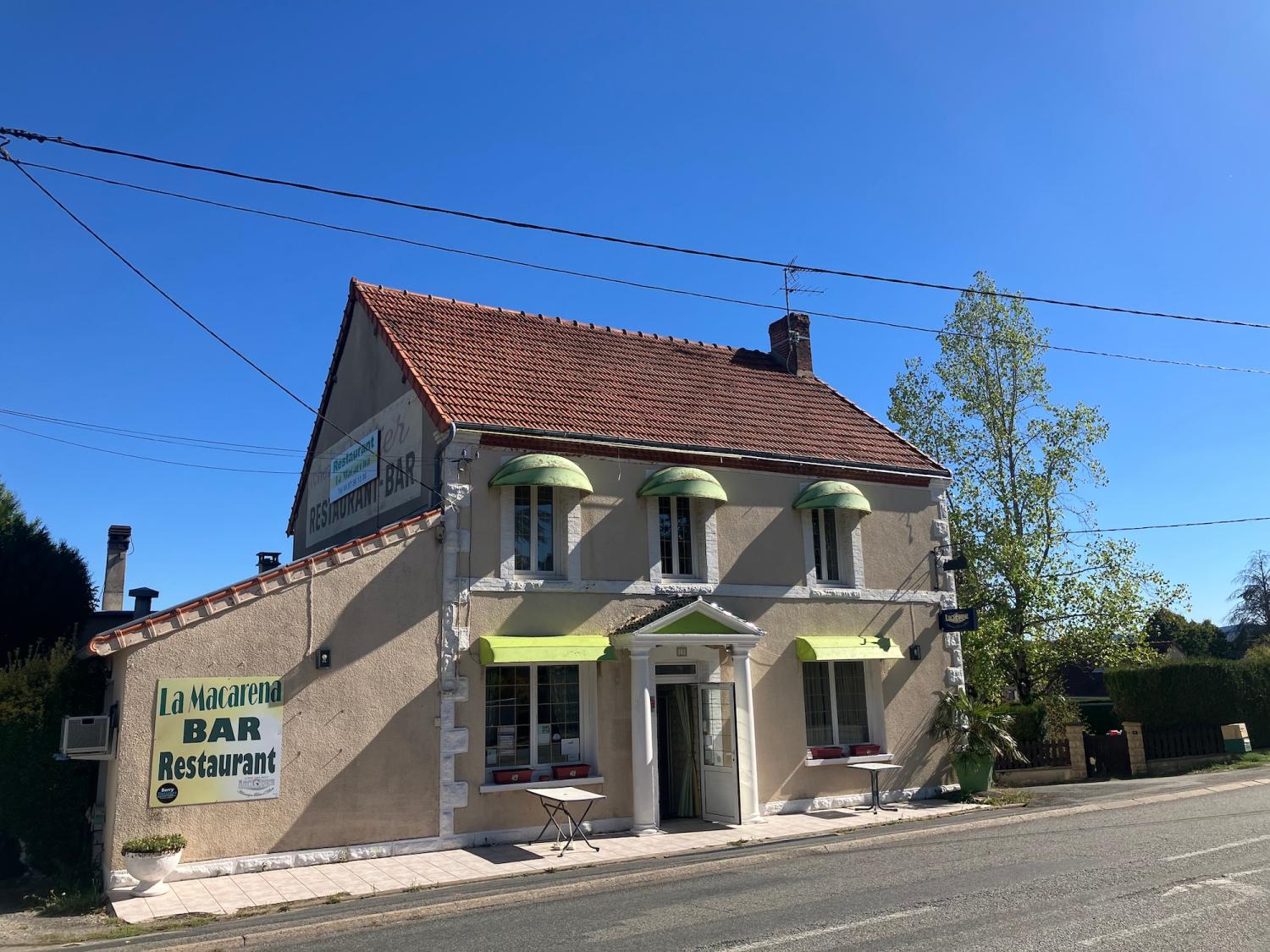  à vendre restaurant Saint-Fiel Creuse 1