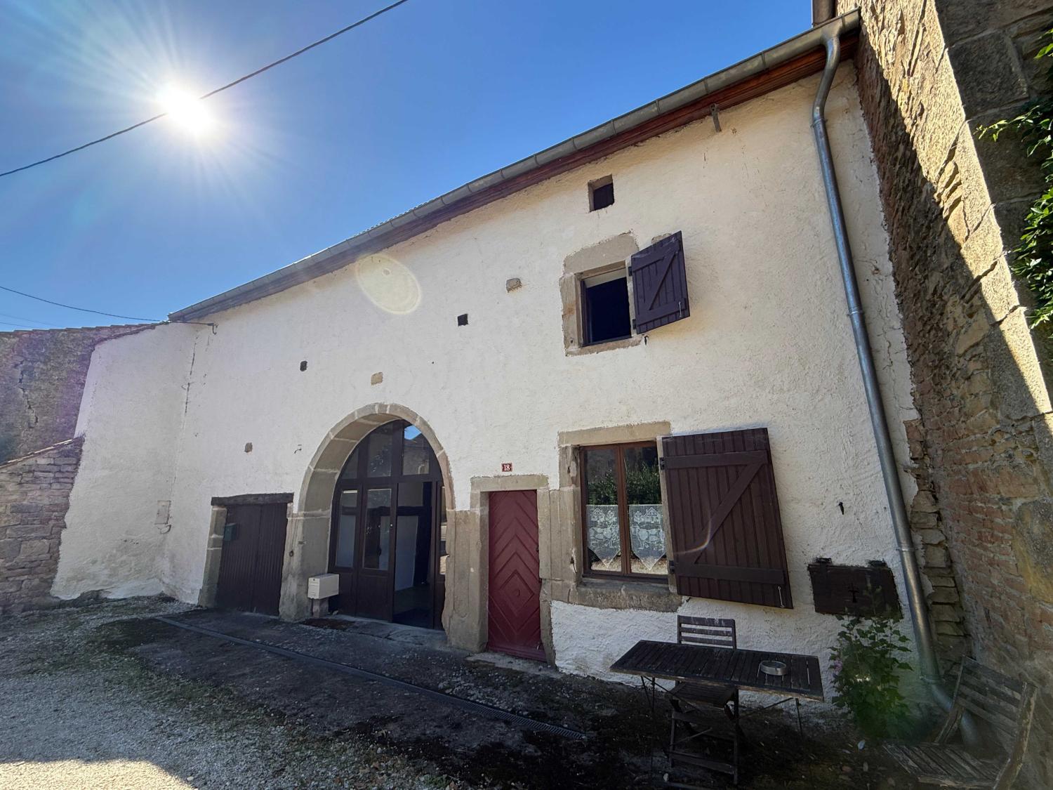 à vendre ferme de village Corre Haute-Saône 1