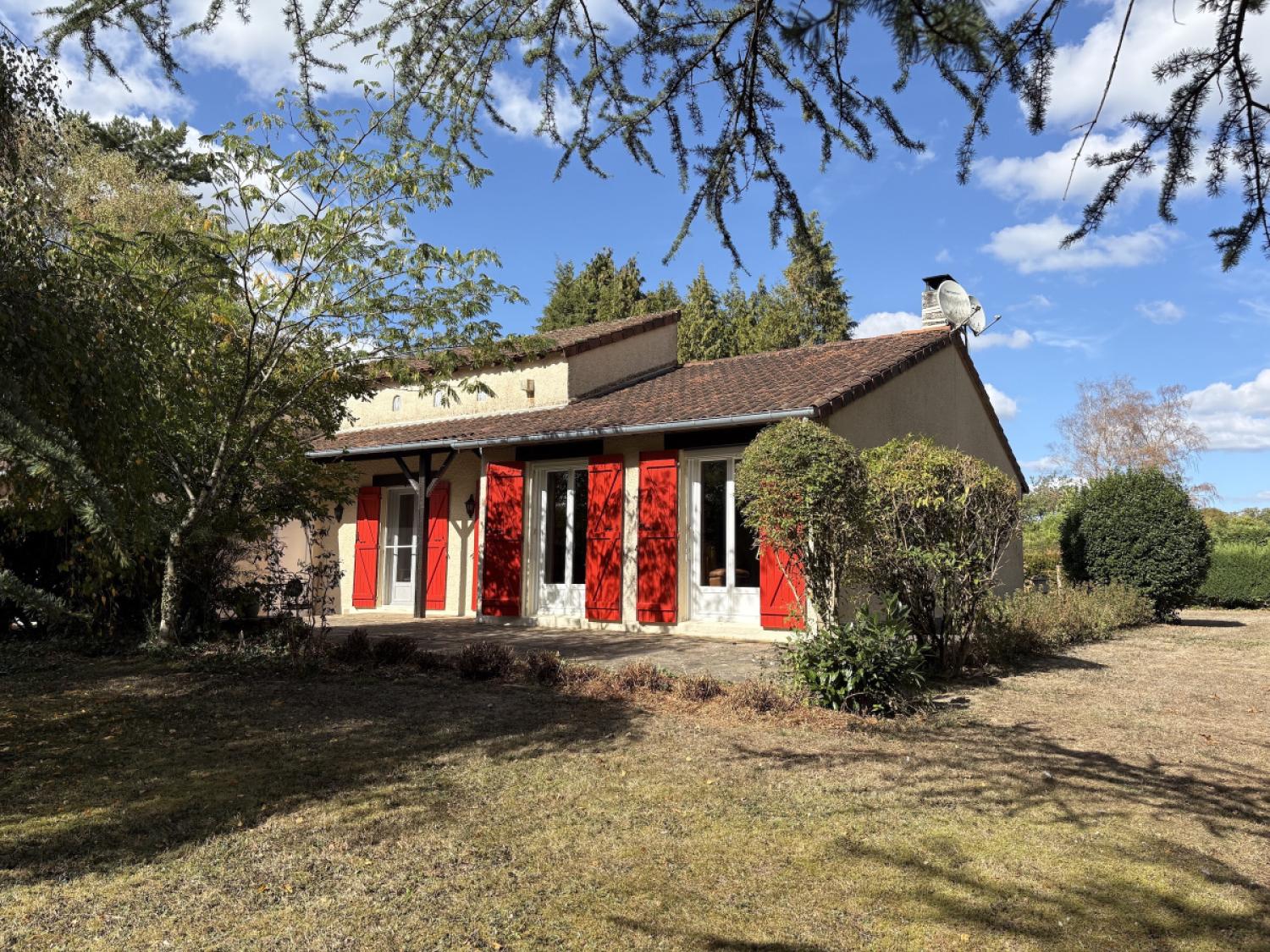 à vendre maison indépendant Château-Chervix Haute-Vienne 1