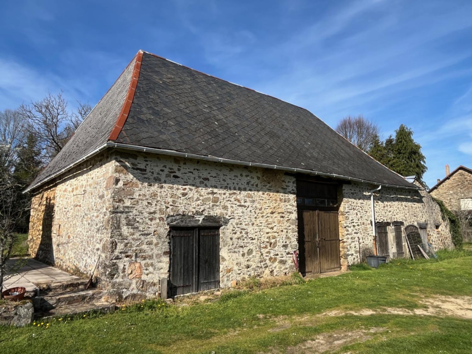 à vendre maison indépendant Jumilhac-le-Grand Dordogne 2