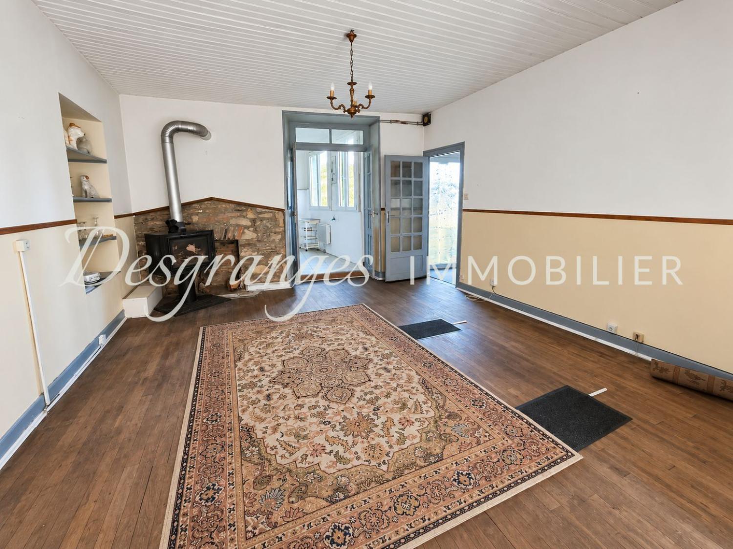 à vendre maison de village Payzac Dordogne 4